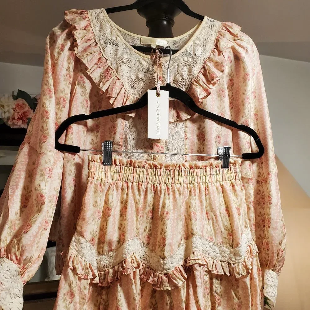 LoveShackFancy Set Piccolo Skirt & Morrison Top Frosted Petal Stripe Small - Picture 2 of 16